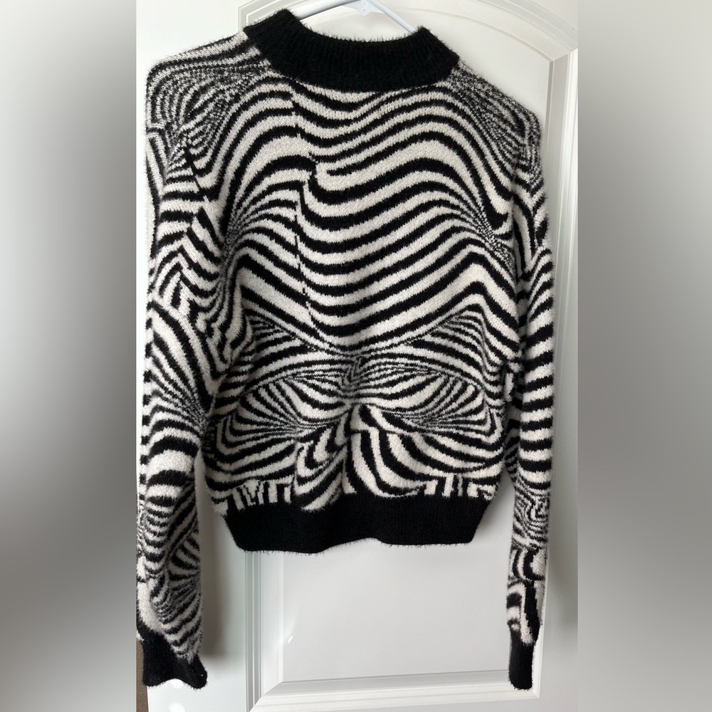 Cotton:On Black and White Women's Sweater in Optic - Picture 7 of 7